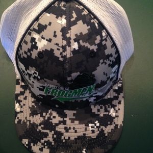 Frogmen camo trucker hat